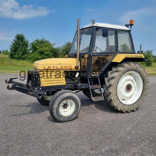 Leyland 702 ficha tecnica 